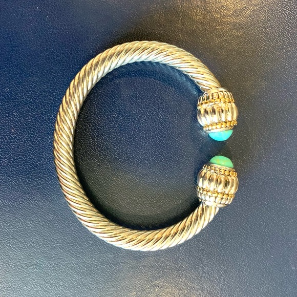 Stunning Rhodium-plated Chrome Cable Bangle with Turquoise Stones - Picture 6 of 6